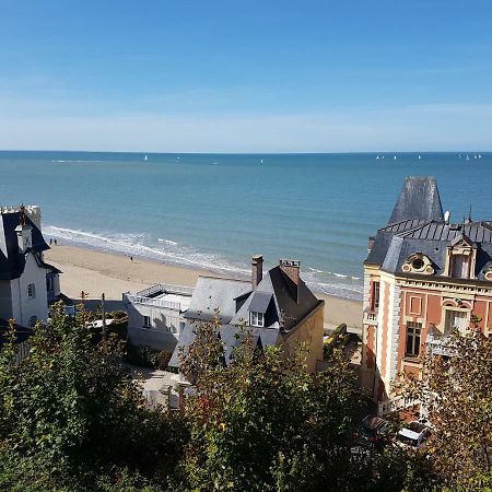 Apartament Duplex 50 M2 Au Pied Des Planches Trouville-sur-Mer Zewnętrze zdjęcie