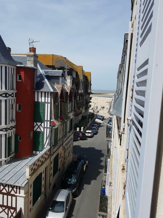 Apartament Duplex 50 M2 Au Pied Des Planches Trouville-sur-Mer Zewnętrze zdjęcie